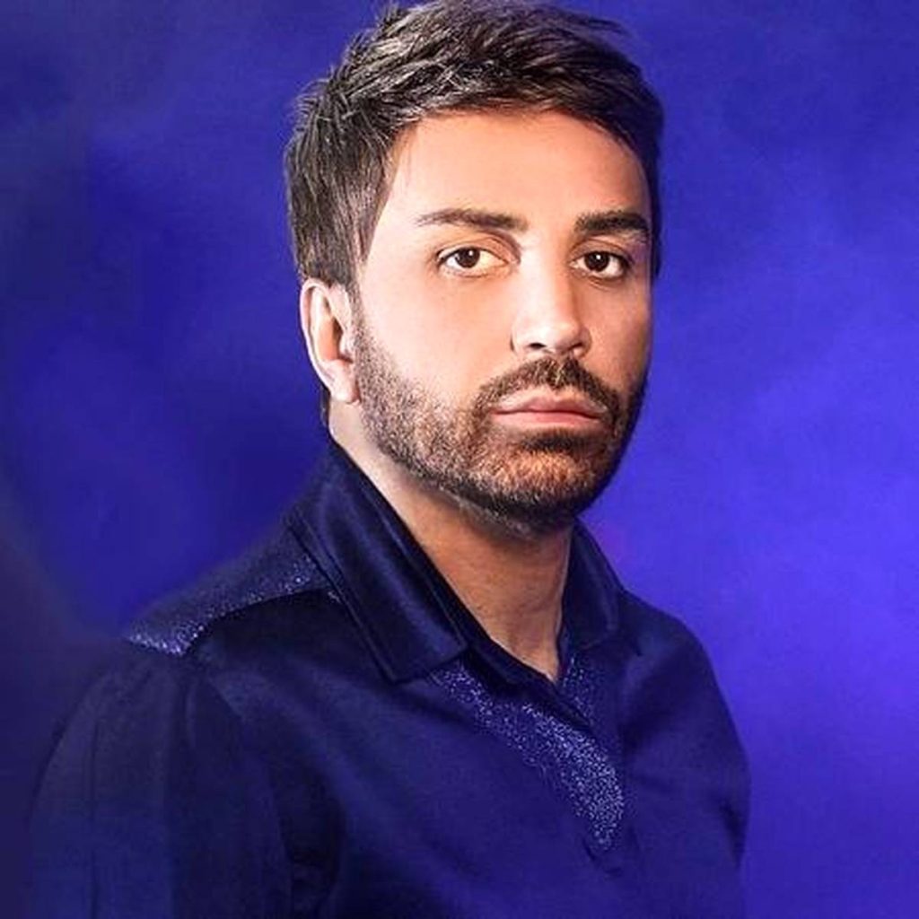 دانلود آهنگ علی لهراسبی به نام عطر مورد علاقتو زدم