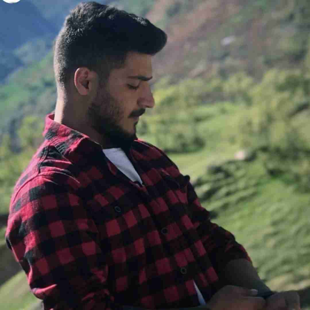 آرمین برمایه کی هاته ناو زندگیت بیمه غریبه اراد