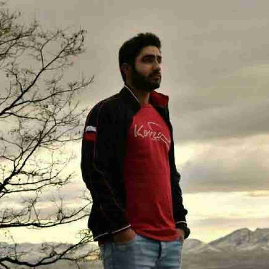 محمد امیری چرا داری باشم بد حرف میزنی