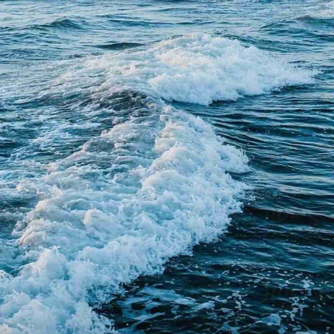 بیا یه چی برام بنویس نذار چشامون الکی بشه خیس