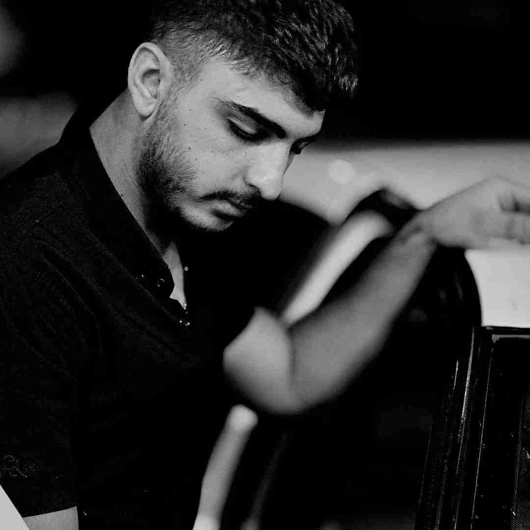 محمد امین کرمزاد سکوت شاویلم خیونه چاویلم