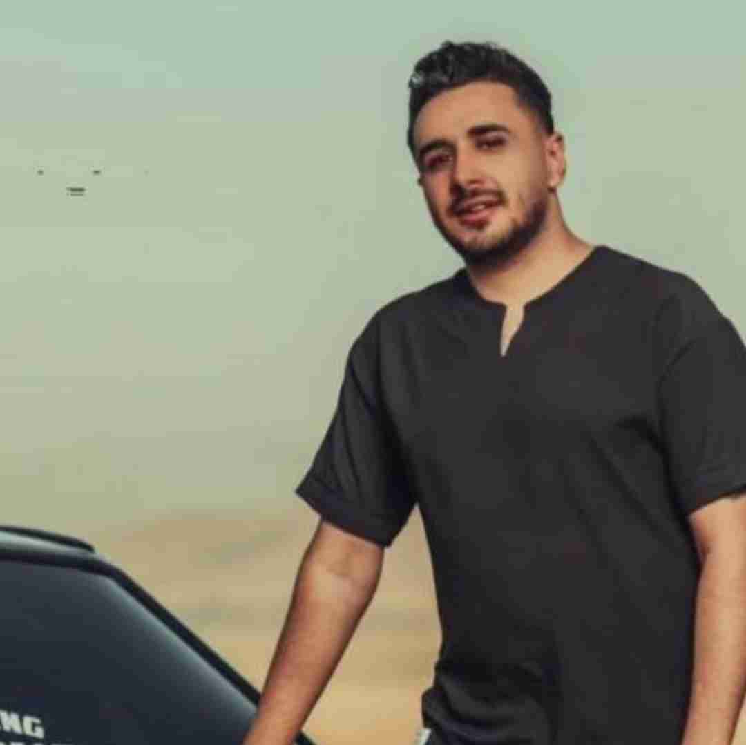 سینا پرهیز یه زمانی پرستیدم ذوق کردی و هر کوره دیدم