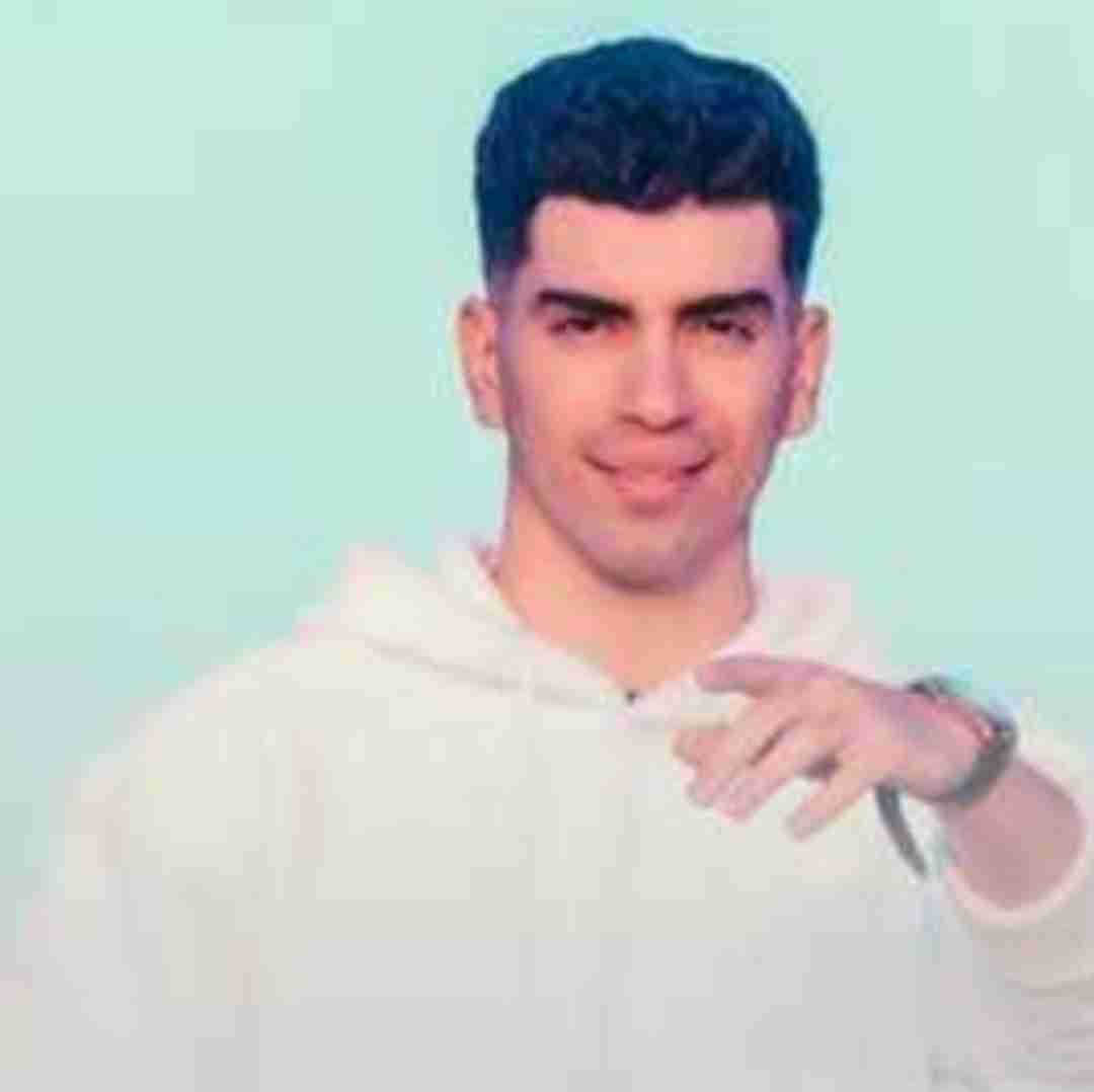 میثم بیراوند زلفیاش ولا رنگشو حنا کشتمه خدا