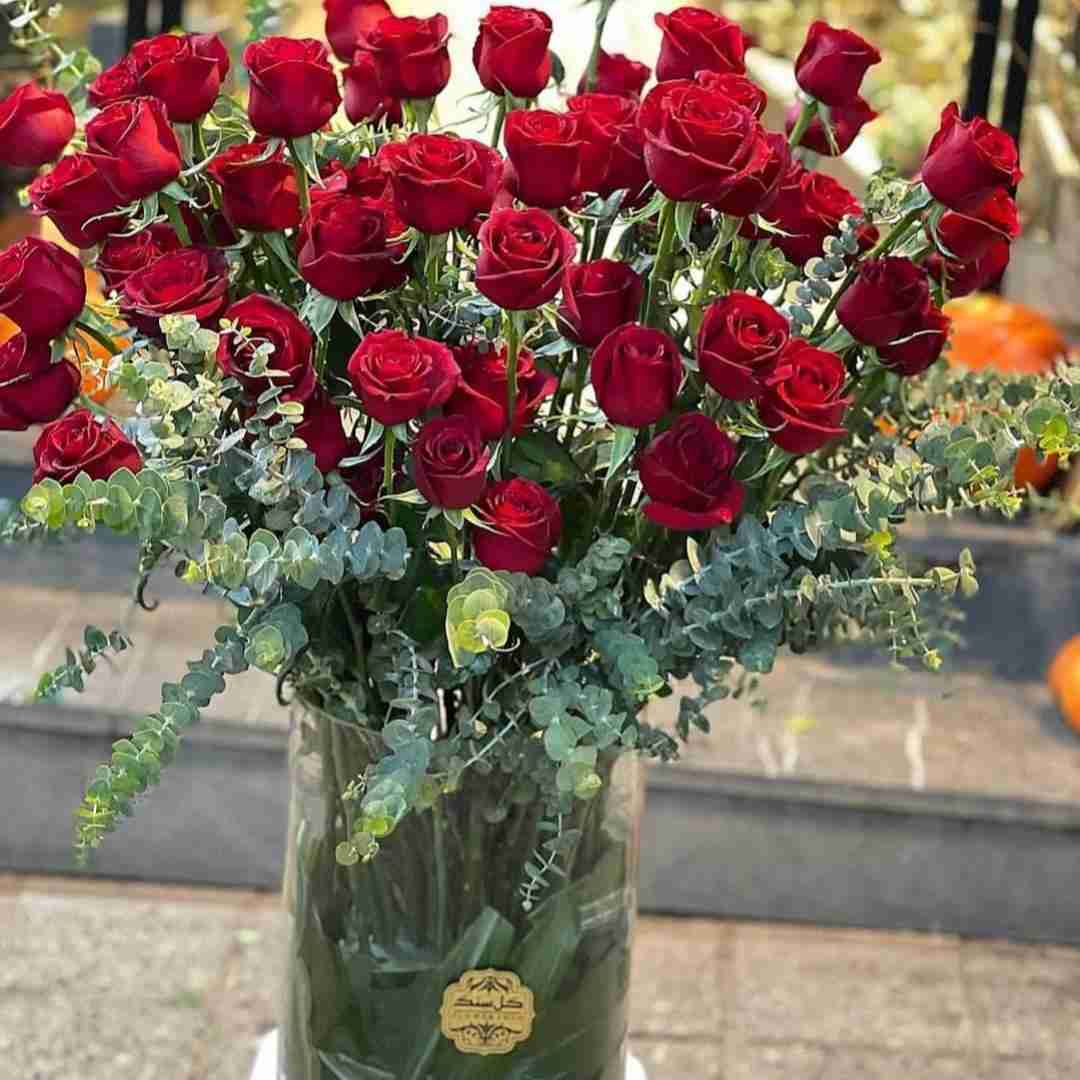 گلی خوشگلی گلی دلبری با صدای پسر تو خیابون