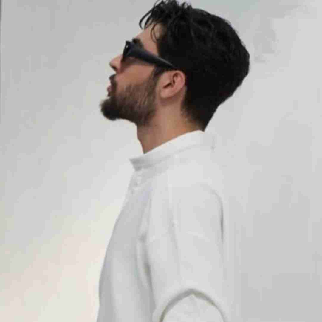 کیارش خیلی دوست دارم بمون با من بیا هرشب توی خوابم