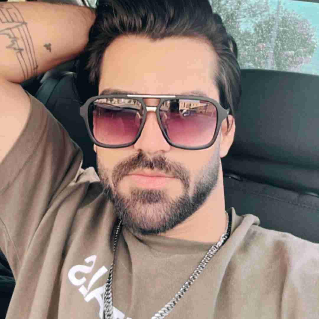 حمیدرضا بابایی ننده به عزات مینشانم خودمم به دار میکشانم