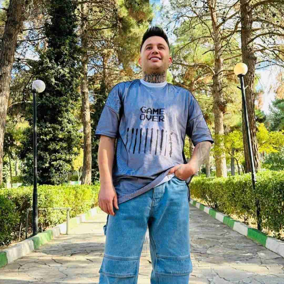 علی احمدیانی دیگه شبم صبح نداره غم مه پایان نداره