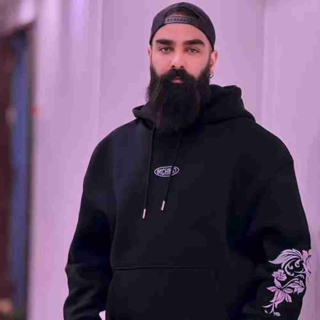 علی میر پره استرسه زندگی من وقتی اسمت حتی میاد روی لب