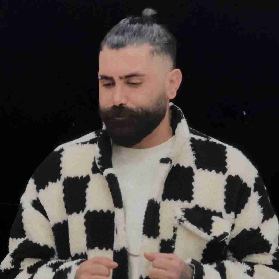 نیما گلنژاد بین مره در بورین این شهر بوی غم دارنه