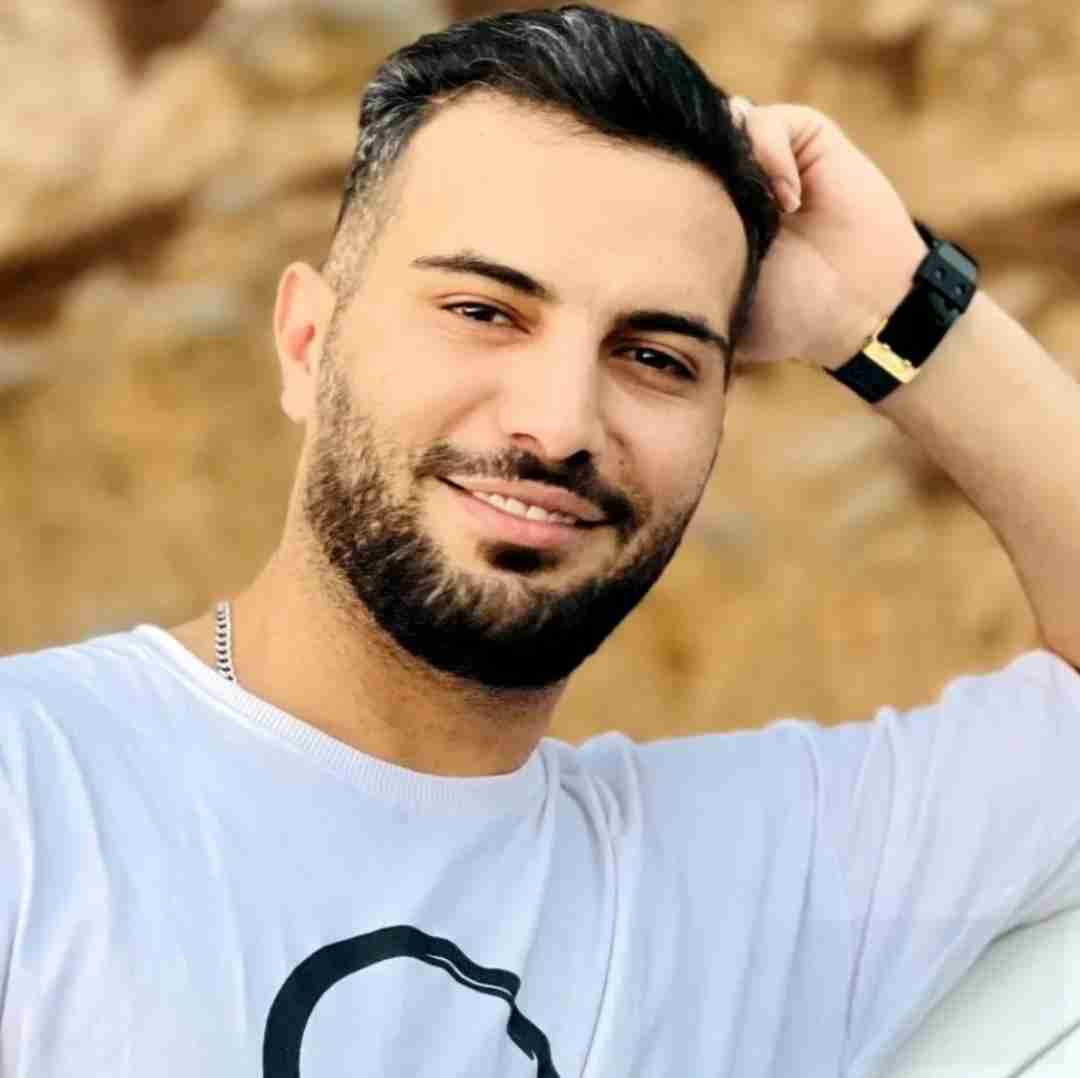 کیوان هنوزم امیدم به او بالا سریمه تنها رفیقم