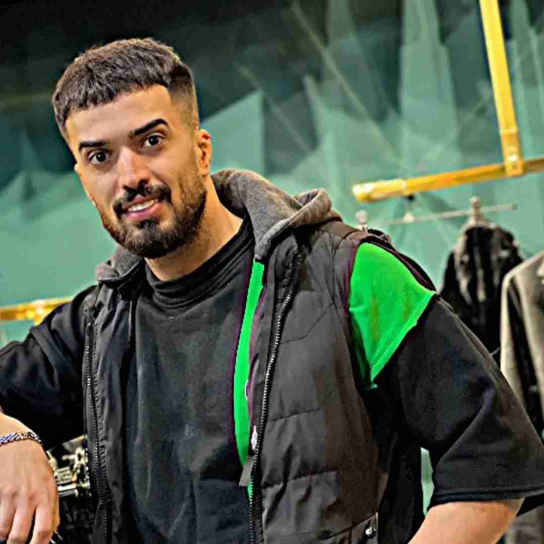 علی رستمیان چقد بهم میومدیم چشمون زدن گلم