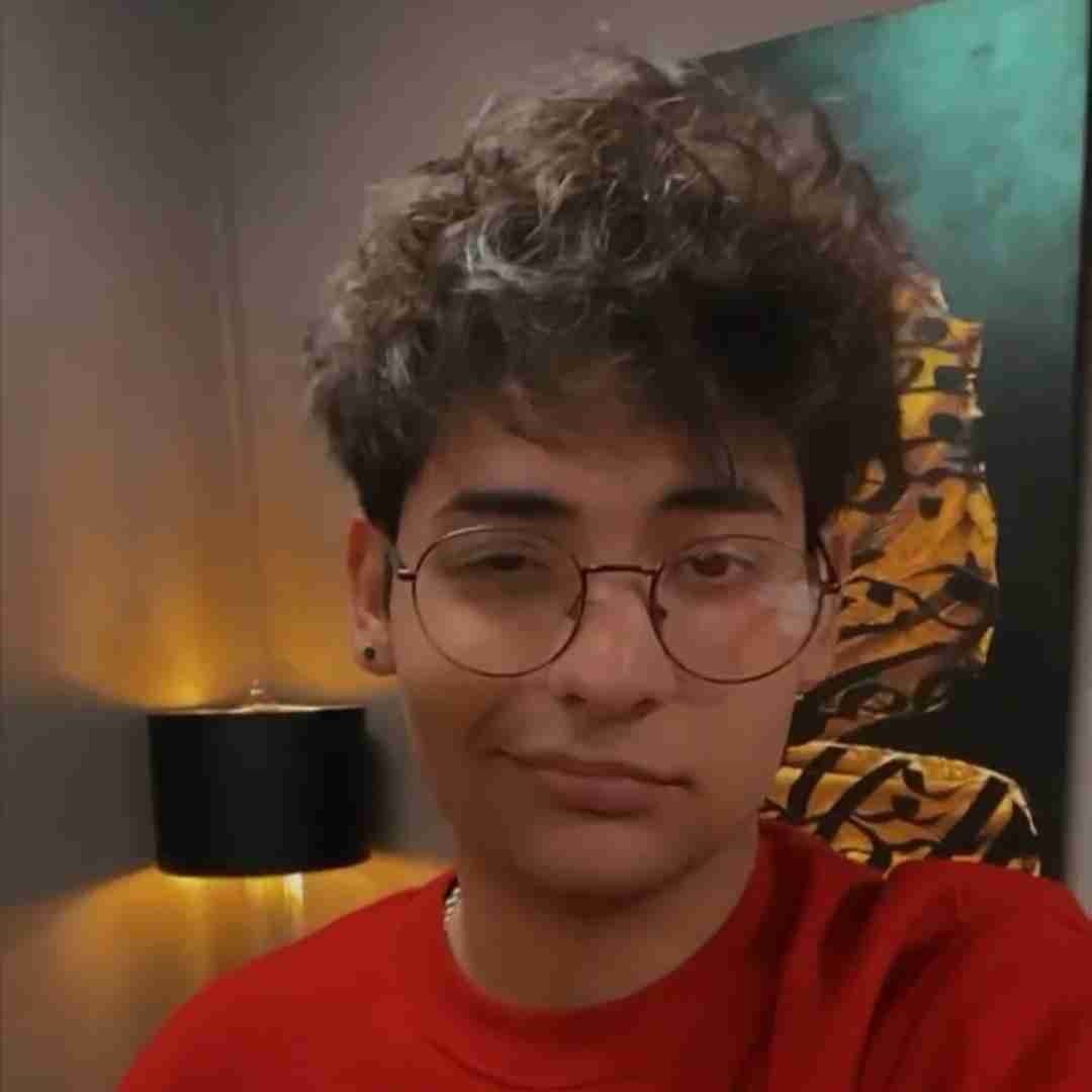 عرفان ابرا من شوخی ندارم سرت هرجا من هستم پشت سرت