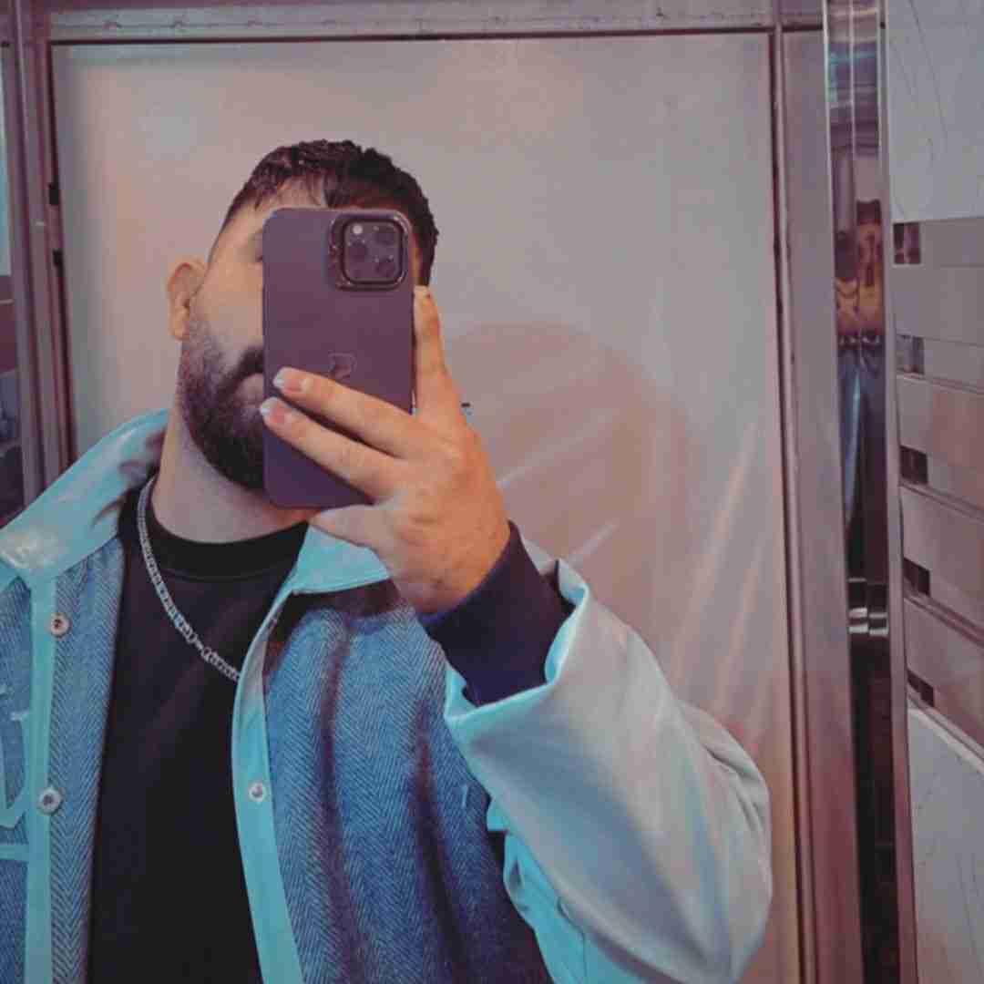 محمد امیری خیلی درد دارم اصلا حالم خوب نیست