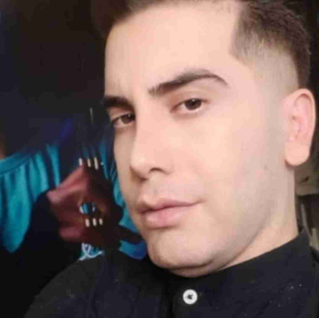 فرشاد آزادی دلم گیر و دلگیردم فراری و اسیرم