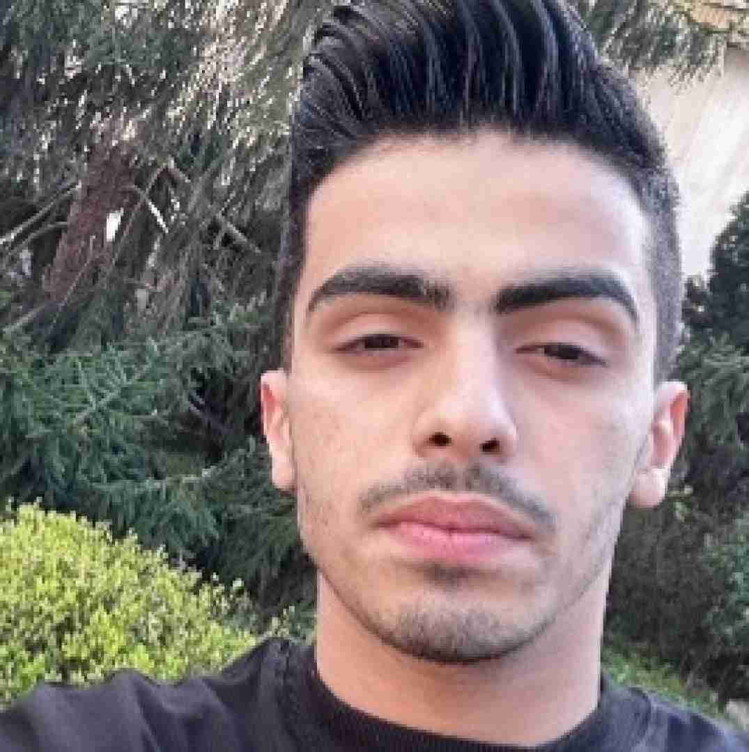 مهراب ابراهیم زاده کاش که بی از فردا قطع بوو سردردا