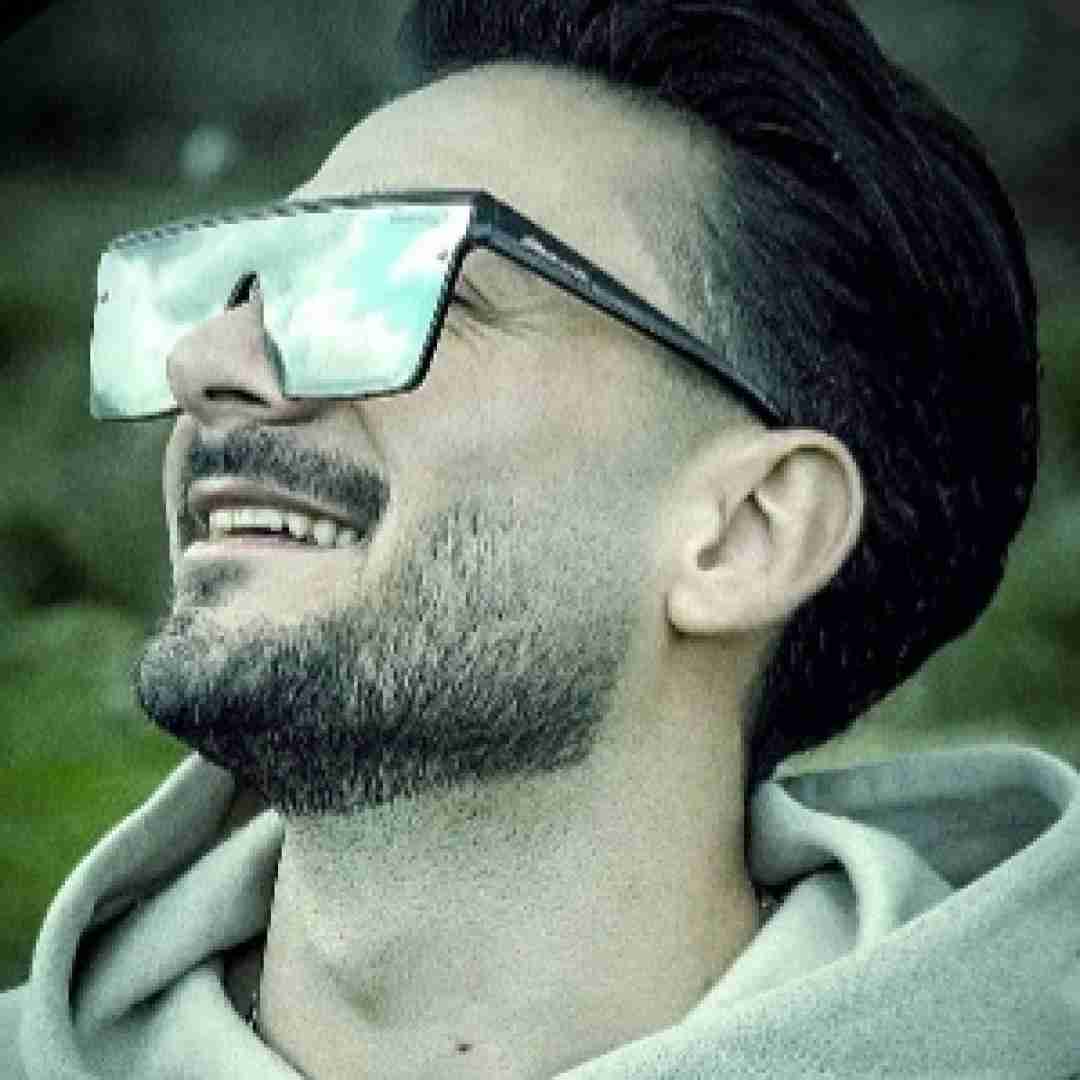 لقمان بابایی سکوت