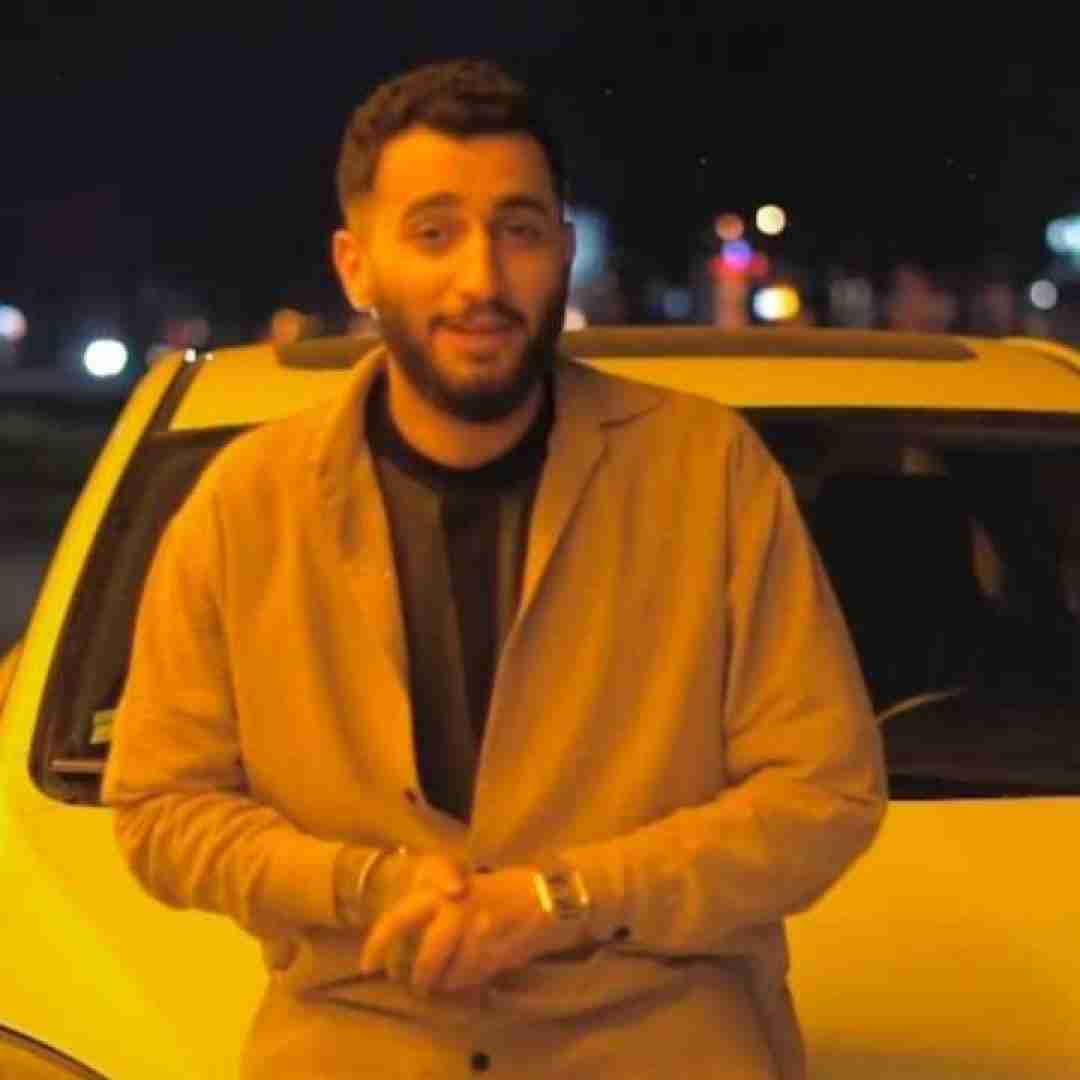 علیرضا باباجانی دووش بوین که یار نو ایارمه