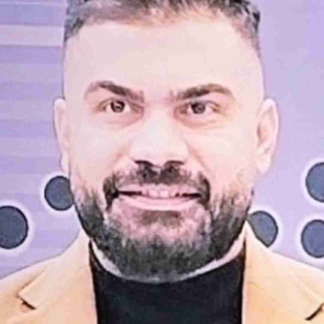 فرهاد جهانگیری دوران خاکستری