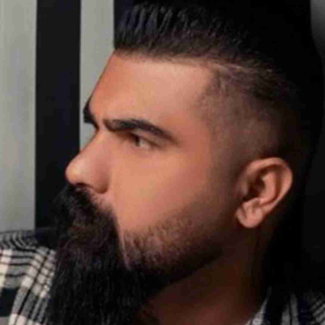فرهاد جهانگیری یه اتاق تم تاریک وناو ای چهار دیواری