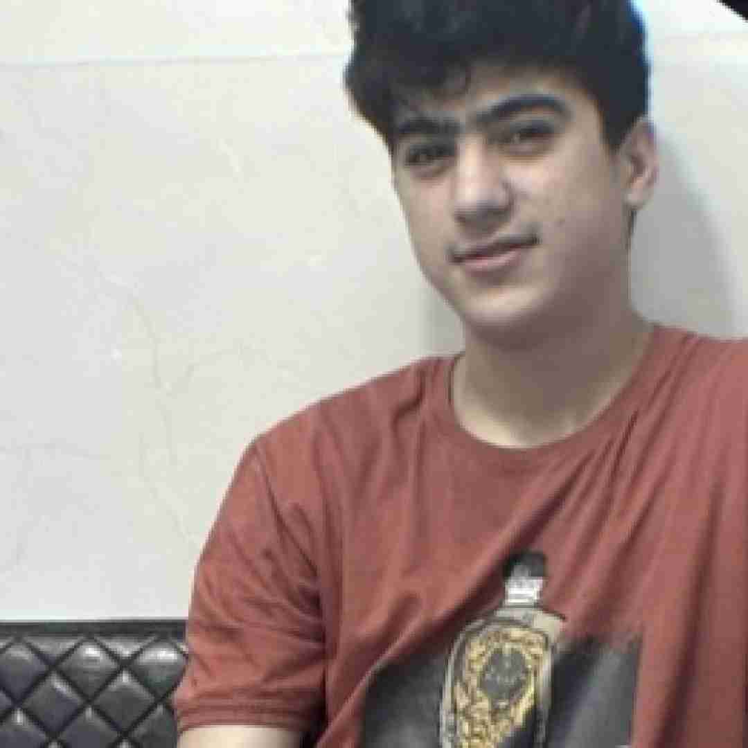 اشکان گراوند خط خطی