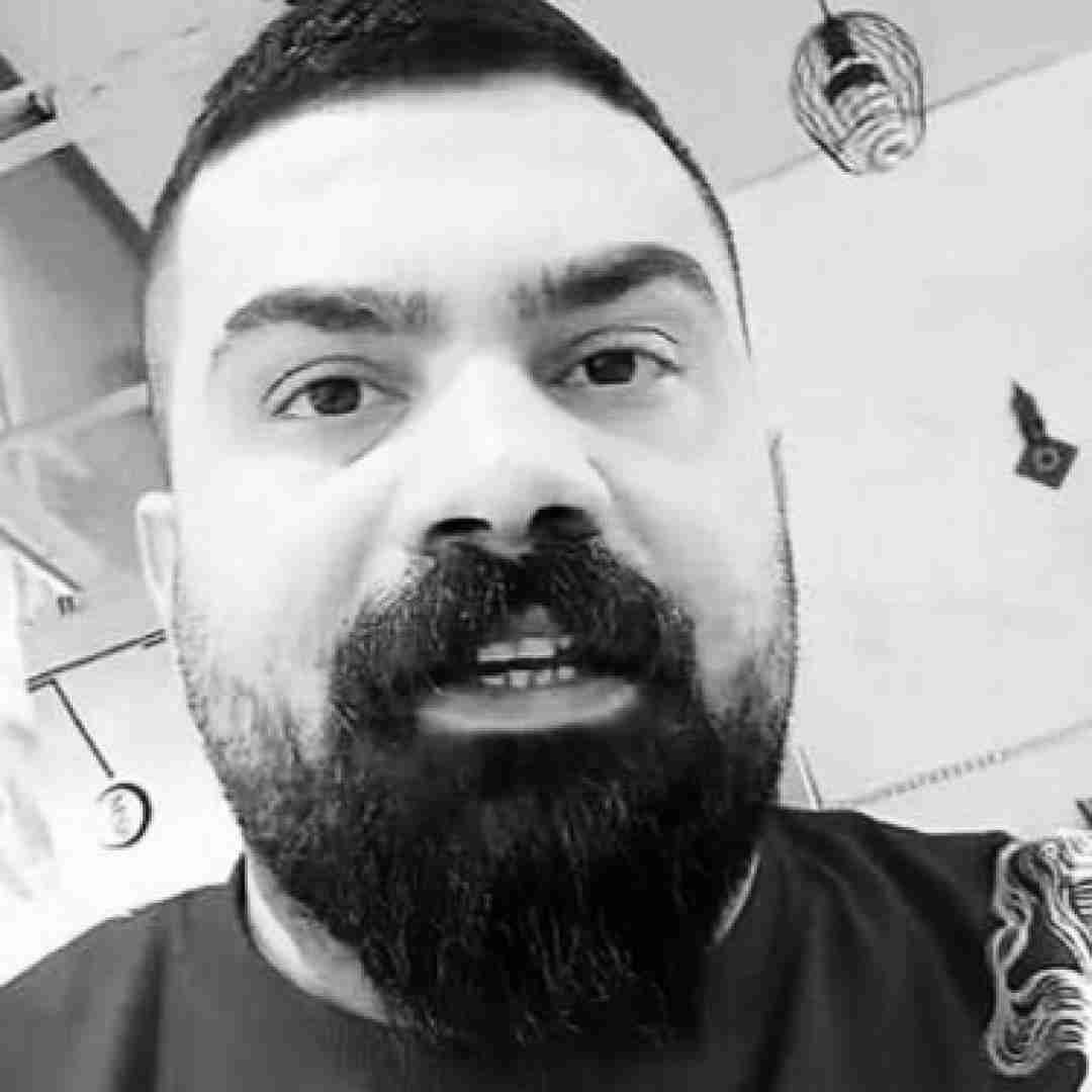 فرهاد جهانگیری دی ارام مردی ولی جنازت ها ناو قلبم