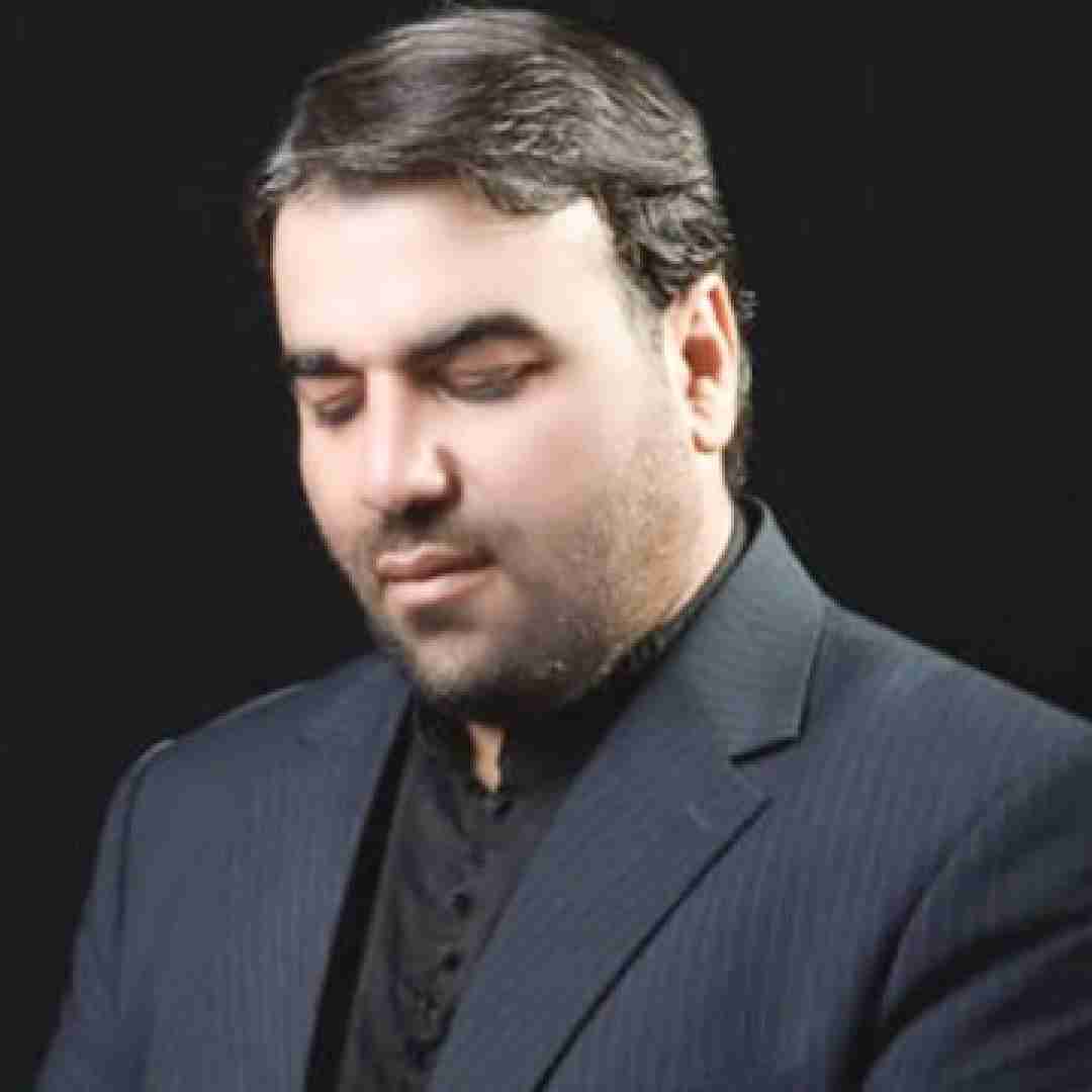 روح الله لطفی پیرهن پرخون