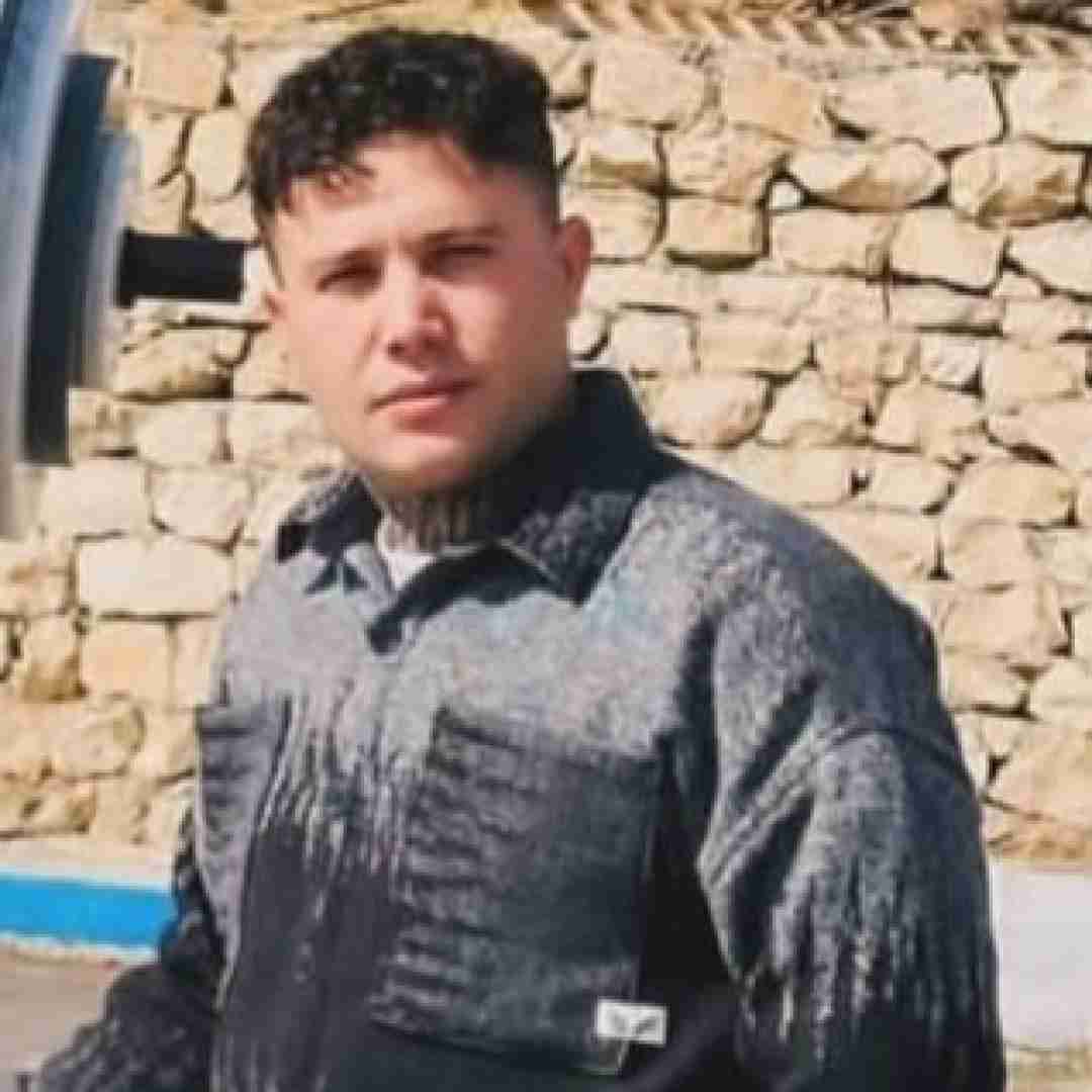 علی احمدیانی بمیره قلبی که برات هیچ موقع موندنی نبود