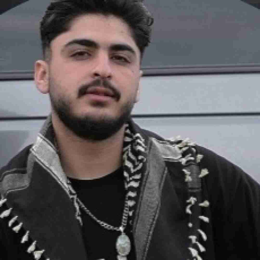 محمدامین کرمزاد بیشرف چه تمامه وخاطرت رد دامه