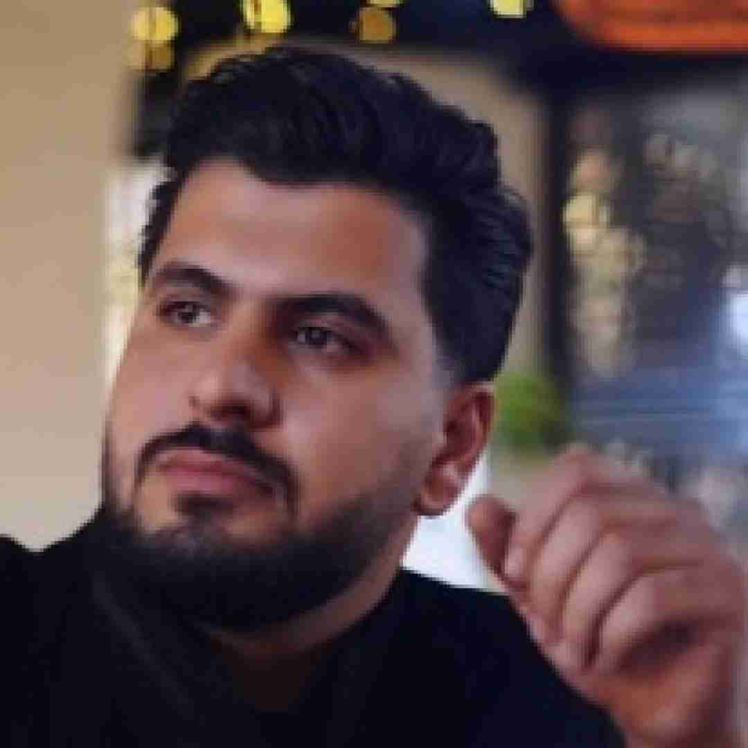 علی حق پناه صدات شیرینه مثل قندک