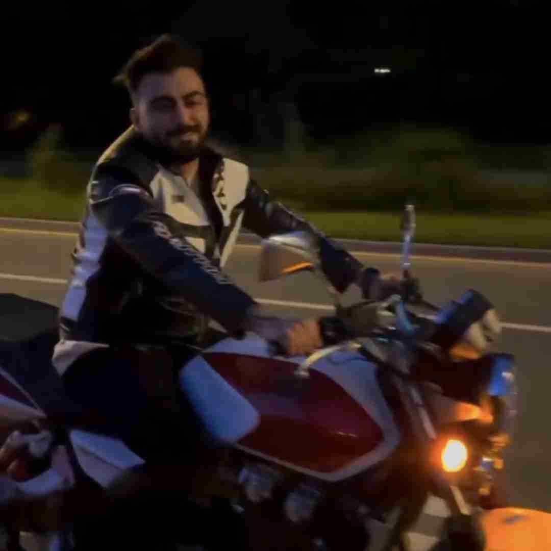رامین تجنگی نه تو آدم بشو نیستی به جای دلم