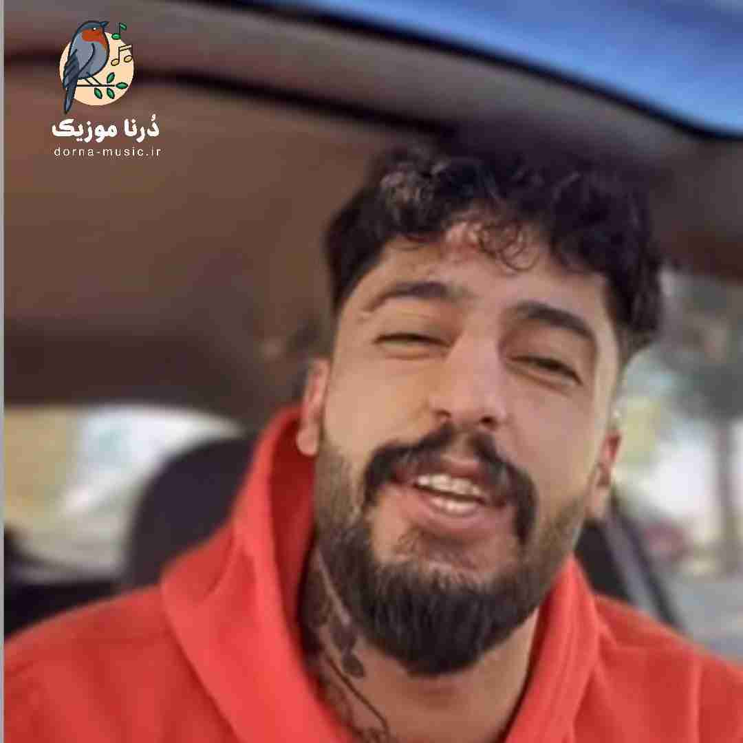 ساواش لب ساحل