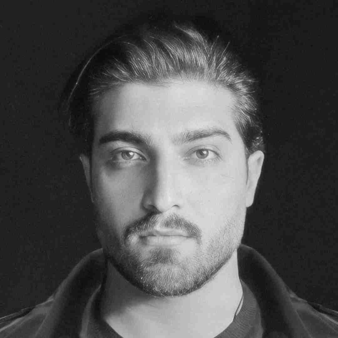 امیر لیام یادت که میفتم قلبم میگیره