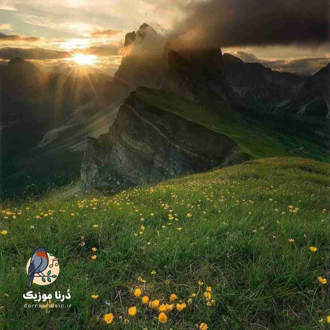  غم زهرماری ولم نیکنه یه فکری به حال دلم با صدای پسر