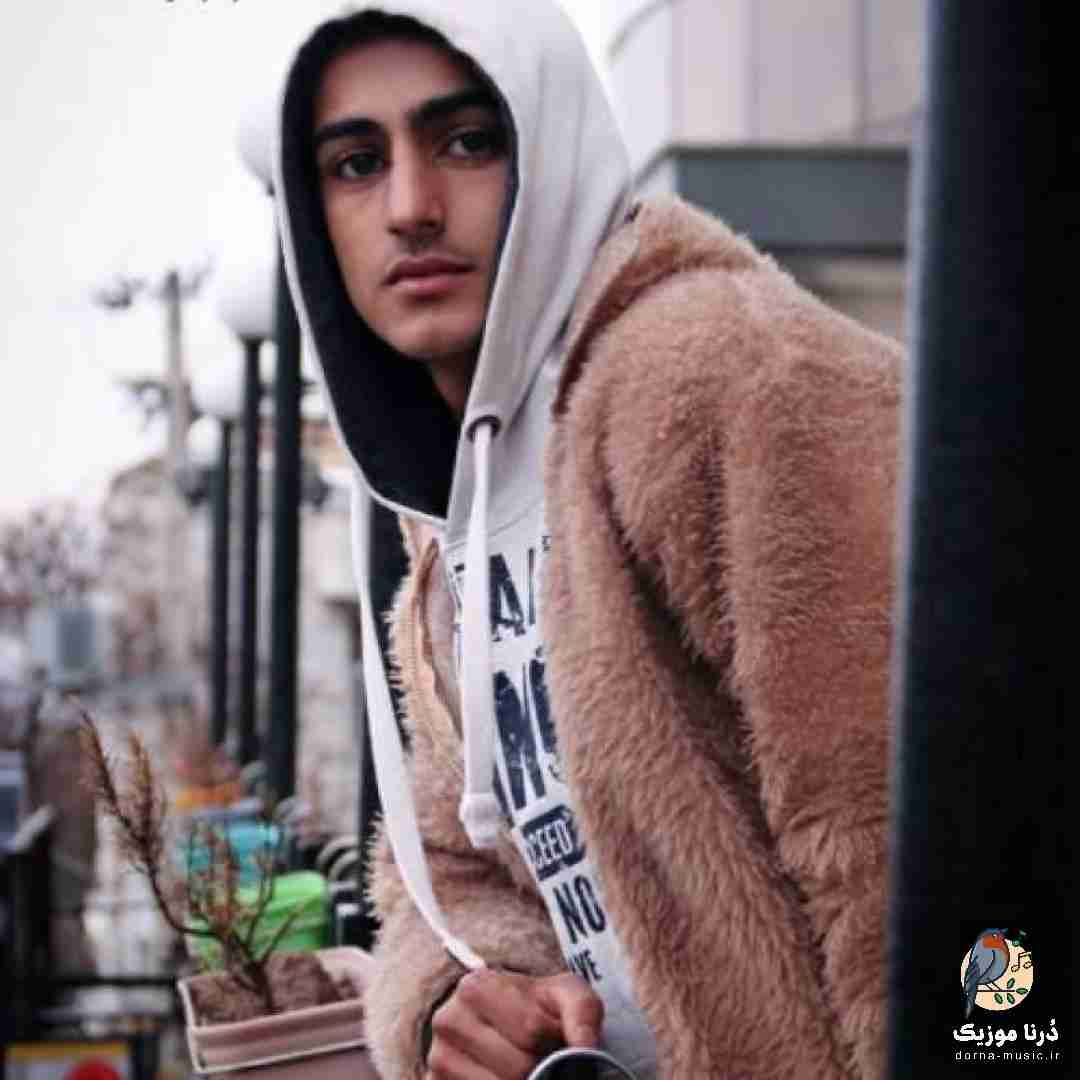 مهدی مولاد تو مینیده زخم ارام که غایمی کم
