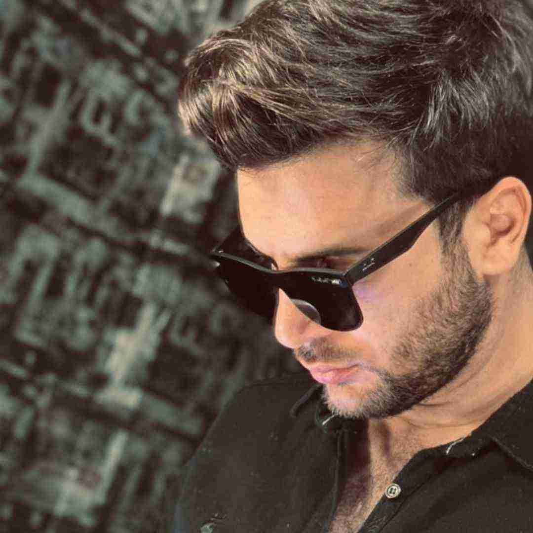 فرهاد نامداری یوفو