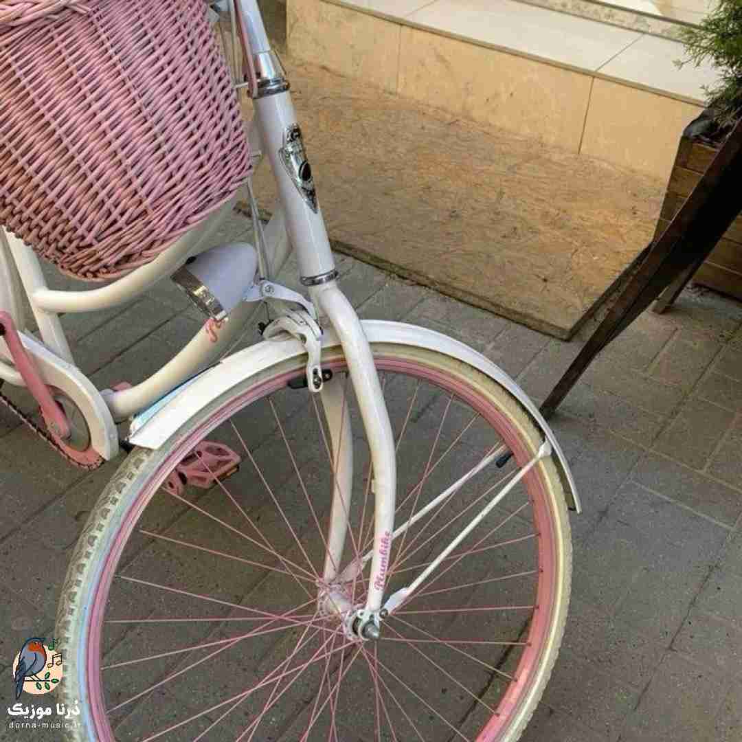 حسام عوض شده گلم دیگه پیپر نی بعده تو
