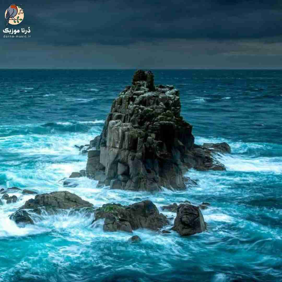 خودت گفتی هیچی از تو بهم مربوط نی قول موندن دادی