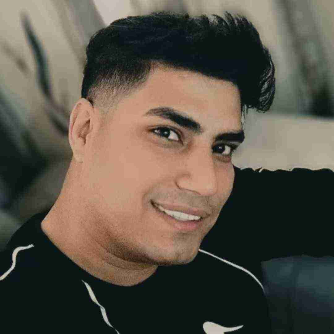 امین فالجی بگو کم میاورد ولی برام کم نمیذاشت