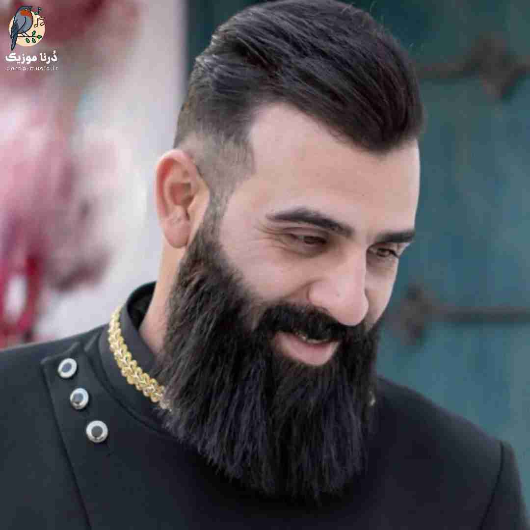 حسین منجی بیو رژ رنگی نزن تیپ پلنگی نزن مو عاشق