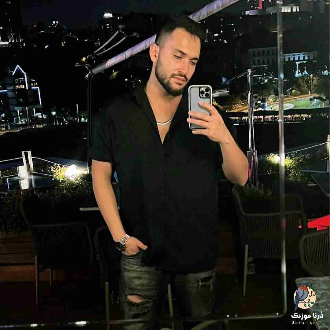 اردلان پا سفره ی غریبه ها نشین اینا فردا برات