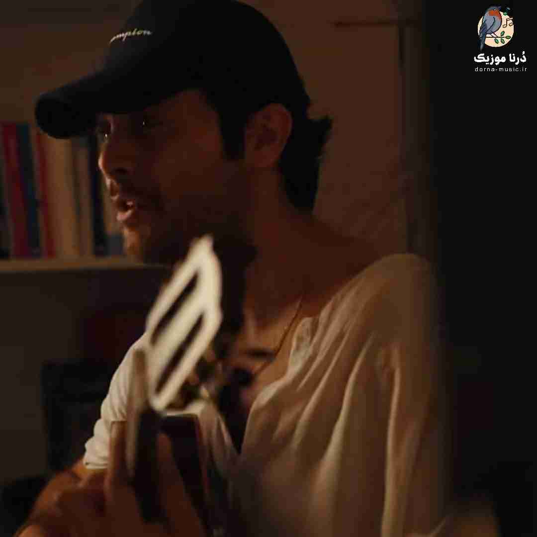 سینا پارسیان رسوا