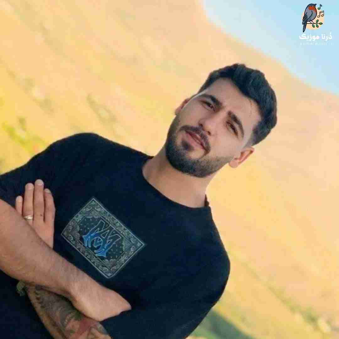 هومن نجفی ضربه ی احساسی تو شیشه دله مه شکان