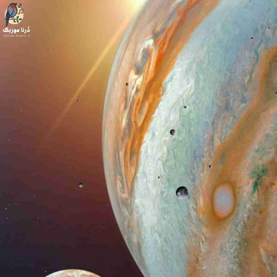  نمیبینیم با شوق قدیمام دیگه دلم گرم نیست