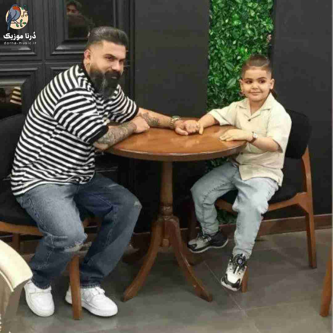 فرهاد جهانگیری بگین که برگرده به بالینم بشه شریک