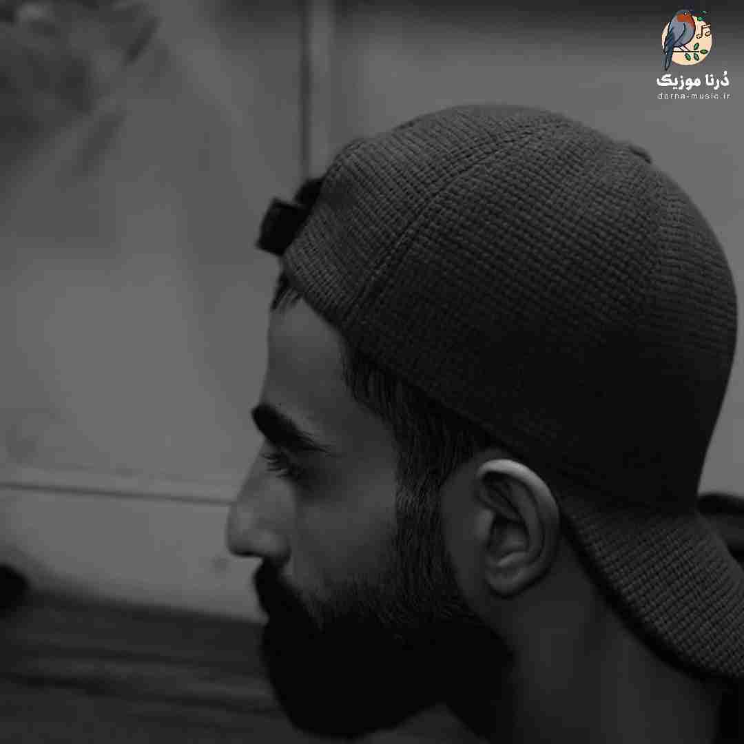 سیاوش علایی شب تولدمه هیشکی نی دورم هی