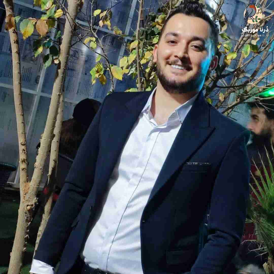 هومن آدینه آهن پرست