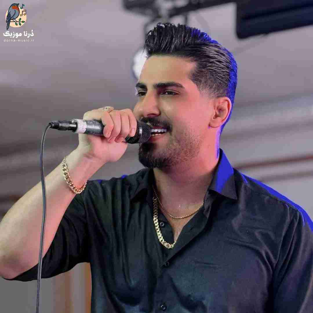 محمد کجوری مو فرفری