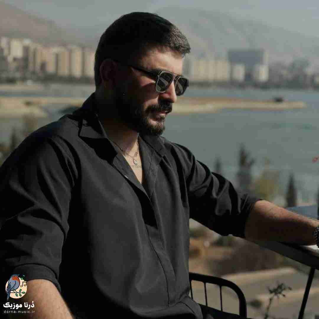 محمد بابادی تونه خدا تن سی ممد بیو سر مزارم