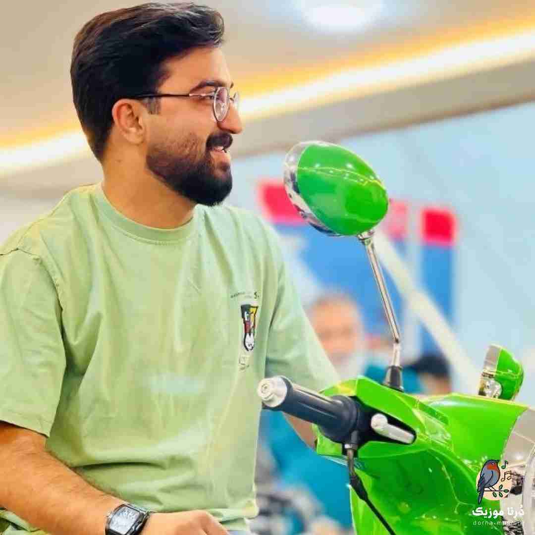 علی شاهرحمانی صدای هق هق و گریه میاد از روی نیزه