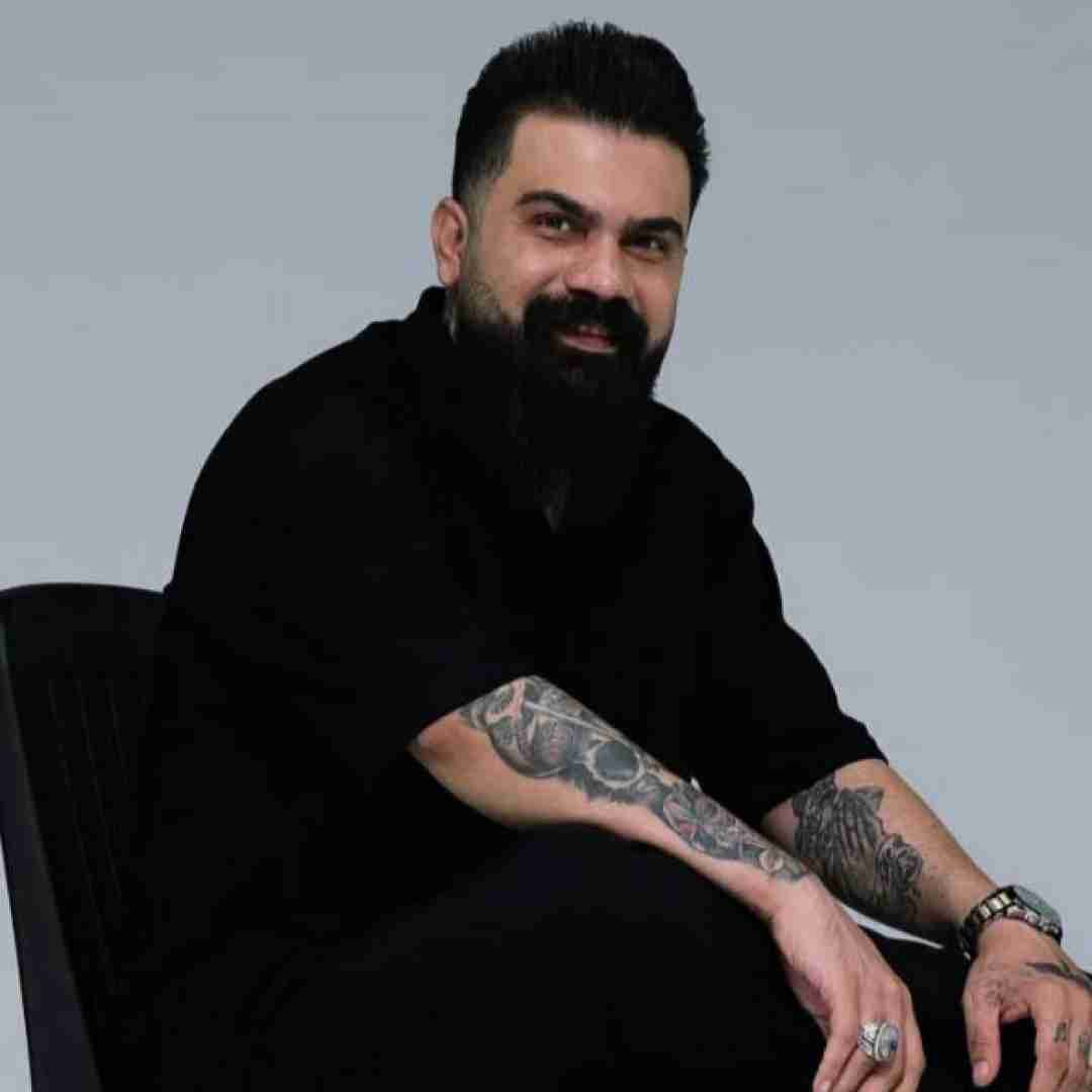 فرهاد جهانگیری هفتادی هشتادی